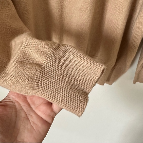 DEMYLEE NY Turtleneck Wool Sweater In Tan Size M - Picture 2 of 7